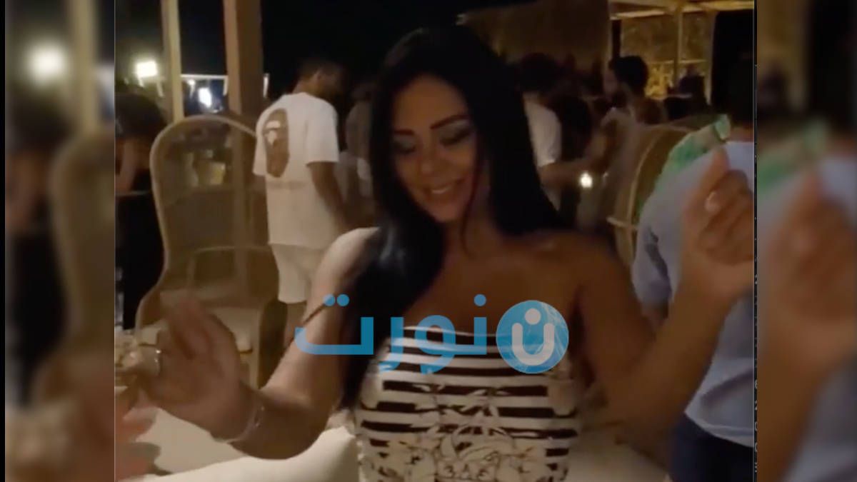 شاهد.. رانيا يوسف تخطف الانظار بوصلة رقص على انغام روبي