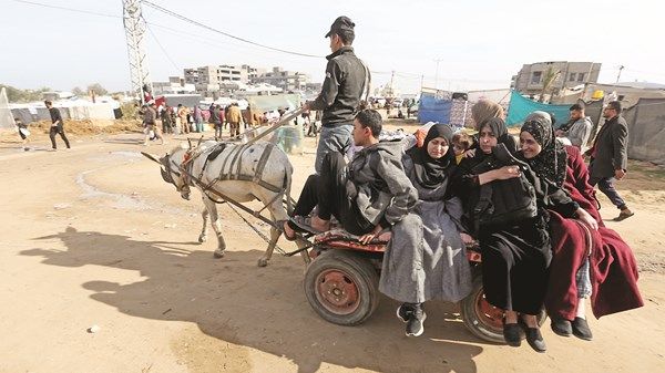 «الأونروا»: قطاع غزة يتحول إلى «مكان غير صالح للعيش»