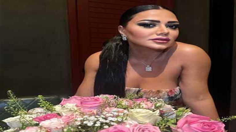 شريف منير يطمئن جمهور رانيا يوسف بعد خضوعها لعملية جراحية