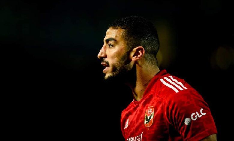 عرض قطري يهدد استمرار محمد عبد المنعم في الاهلي