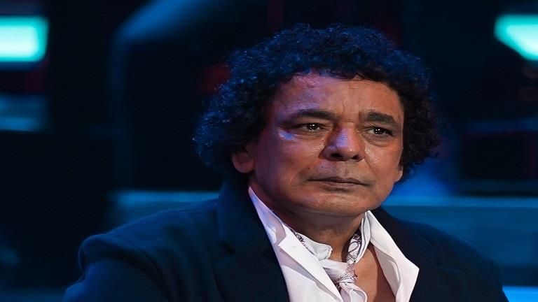 بالفيديو| محمد منير يجري بروفة استعدادًا لحفله بدار الأوبرا