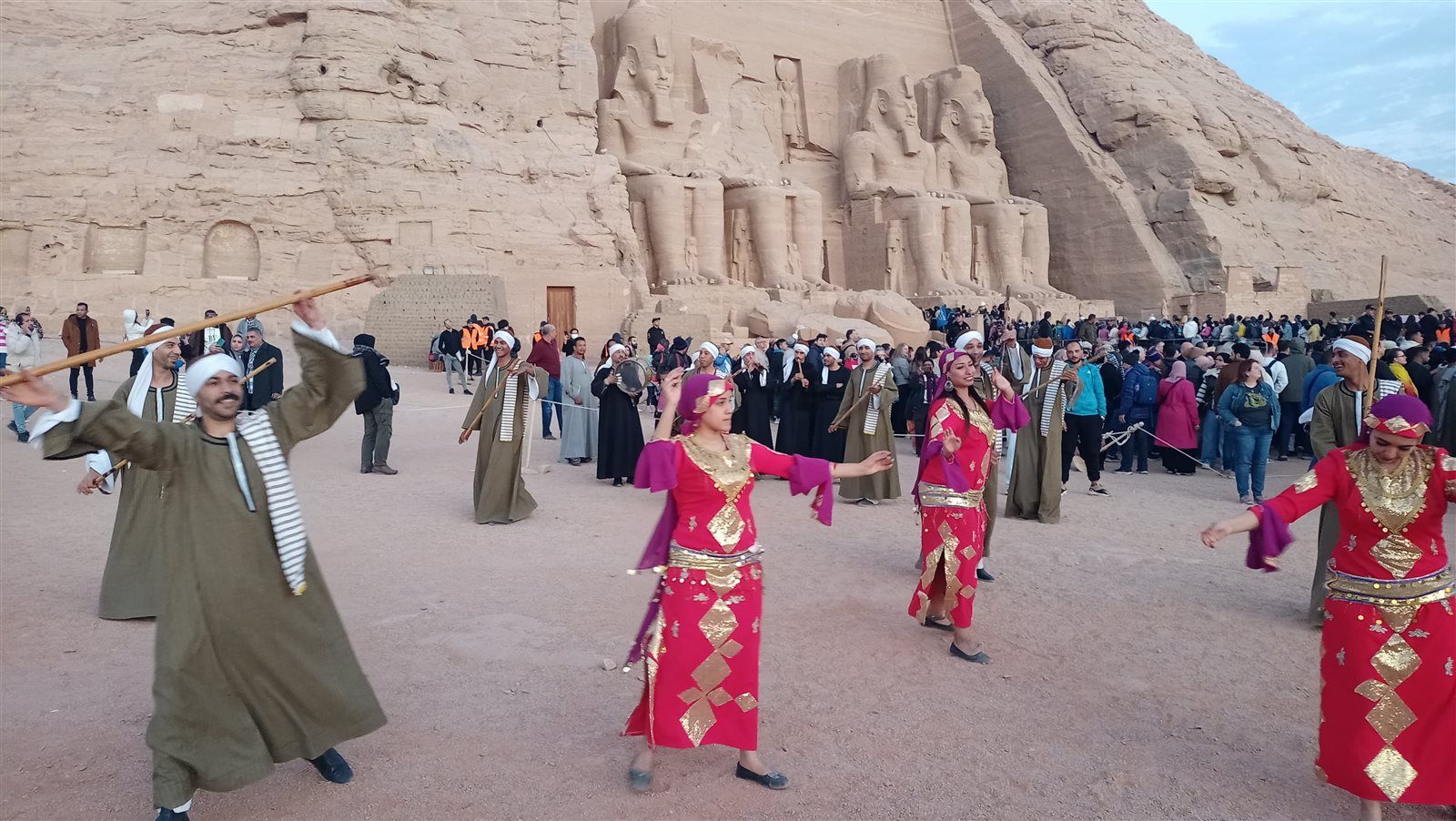 صورة مشرفة .. عمرو البسيوني: مهرجان أسوان قدم دورة مميزة نشرت البهجة