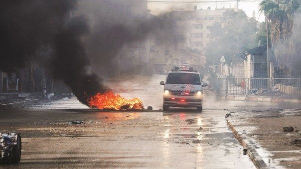 بريطانيا تدعو إلى فرض عقوبات على المستوطنين المتطرفين