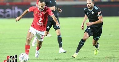 انطلاق مباراة الأهلي وبيراميدز باستاد الدفاع الجوي في قمة الدوري المصري