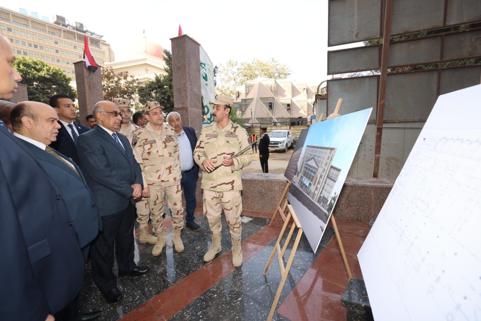 وزير العدل يتفقد أعمال تطوير مجمع محاكم الجلاء ويفتتح فرع التوثيق بمبنى مصلحة الشهر العقاري