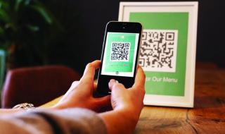 الامارات | الـ «QR» المزيفة فخ جديد يتربص بالمتسوقين لسرقة البيانات الحساسة