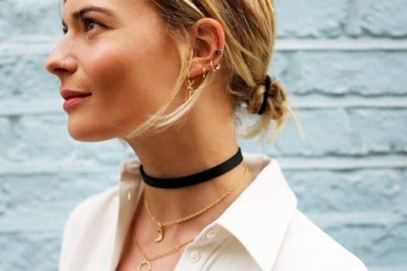 موديلات تشوكر Choker جريئة لإطلالات الجامعة 2020