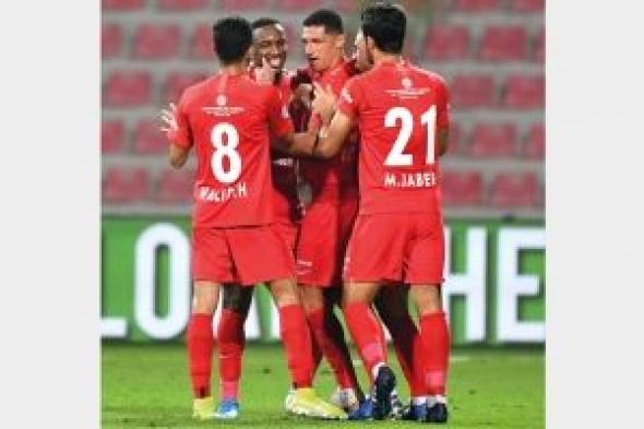 الامارات | شباب الأهلي يحتفل بالفوز الـ13 أمام عجمان