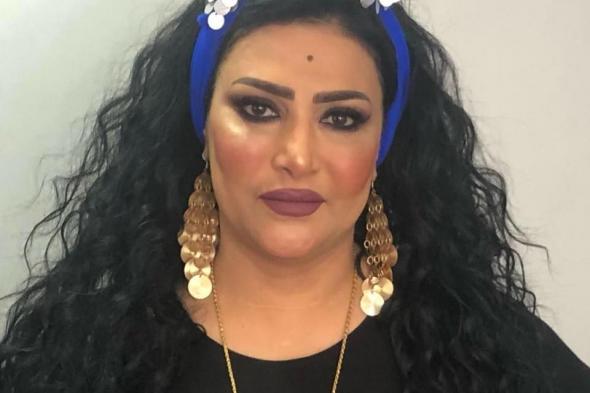 فنانة مصرية تتعرض لوعكة صحية خلال عرض مسرحيتها بالرياض