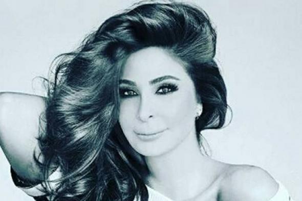 إليسا : ” أشكر ربي كثيرا لعدم زواجي أو إنجابي “