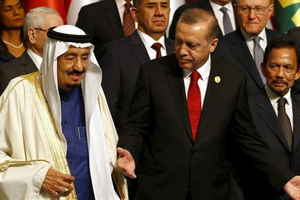 اردوغان يباغت أمير قطر ويهز كل حكام الخليج بعمل مفاجيء صدم الملك سلمان وولي عهده واثار جنون الشعب السعودي (شاهد الصورة ولن تصدق مافعله اردوغان )