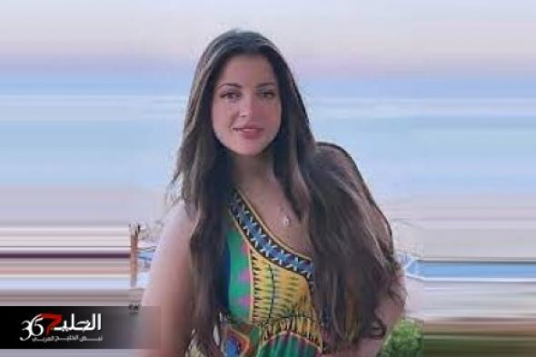 شاهد الفيديو المسرب للفنانة منى فاروق وهي تقوم بوصله رقص عارية مع المخرج خالد يوسف