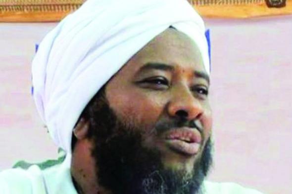 شاهد بالفيديو.. الشيخ الراحل محمد سيد حاج تنبأ بأحداث السودان قبل عشرات السنين: (لا تستعجلوا السودان سيتحول إلى غزة وخلونا نشوف الرجالة والشجاعة والجهاد..إما أن تموت واقفاً أو تعيش عيشة الأذلاء)