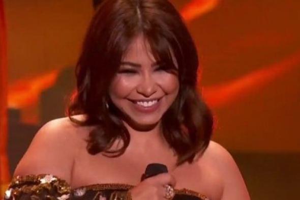 تصدّرت الترند في Joy Awards.. شيرين تطمئن الجمهور على حالتها النفسية