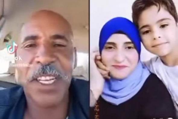 شاهد بالصورة والفيديو.. نجم “التيك توك” السوداني الشهيرة صاحب ال 60 عام يبدي غضبه من حسناء عربية وصفته بــ(الحاج) ويهاجمها بشدة (قولي لي يا أخو)