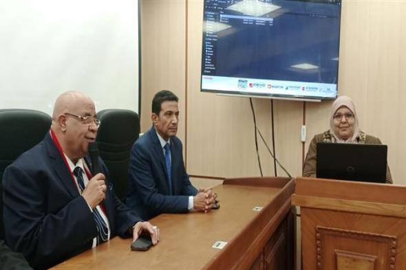 رئيس جامعة الأقصر يفتتح الدورة التدريبية السابعة لأئمة وزارة الأوقاف بالجامعة