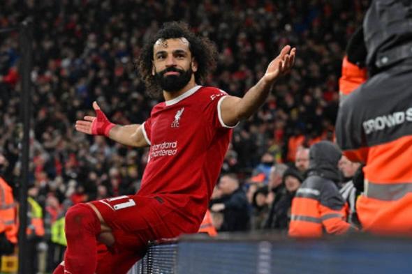 محمد صلاح يوجه رسالة غامضة عبر إنستغرام: “كن نفسك، لا تكن كما يريدك الآخرون”