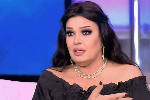 فيفي عبده تودع الجمهور بأسلوب غريب للغاية.. وقبلاتها حديث الجمهور