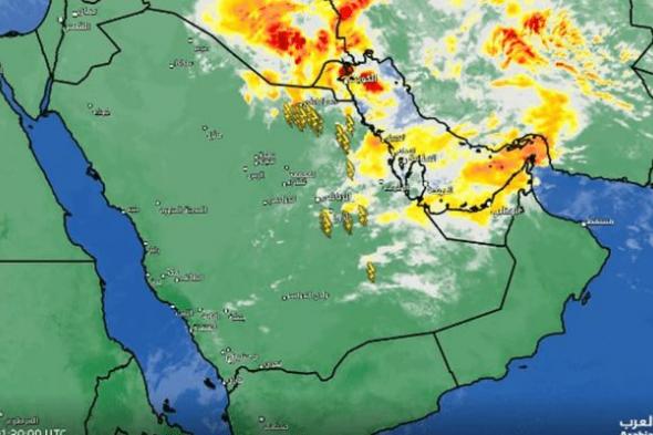 السعودية | سحب رعدية تحمل أمطارًا متفاوتة الغزارة تؤثر على حفر الباطن وشرق منطقة الرياض والأجزاء الداخلية من الشرقية