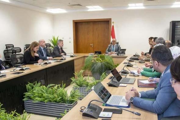 وزير الري: نرغب في التعاون من الجانب الإيطالي بمجالات الاستفادة من مياه الصرف الزراعي -تفاصيل