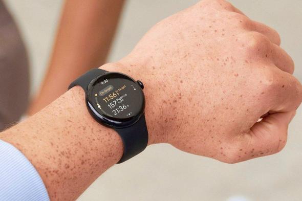 تكنولوجيا: ساعة Google Pixel Watch 3 قد تعتمد تقنية UWB لفتح قفل الهاتف بشكل أكثر أمانًا