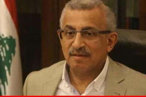 أسامة سعد اتصل بخلف متضامنا ومستنكرا الاعتداء عليه امام قصر العدل