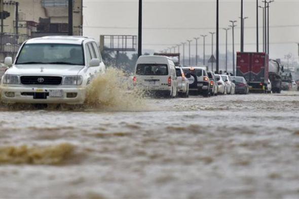 بسبب الأمطار.. مناطق تعلق الدراسة الحضورية بالسعودية اليوم الأحد