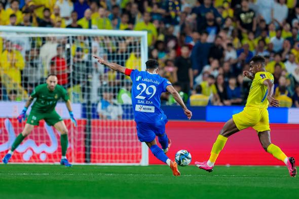 الامارات | تأهل إلى نهائي السوبر السعودي في أبوظبي.. الهلال يقهر النصر بسهولة ويطرد رونالدو (فيديو)