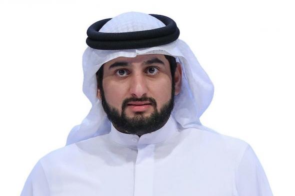 الامارات | أحمد بن محمد يقدم واجب العزاء في أرملة المرحوم محمد سليم بالسويدا العامري