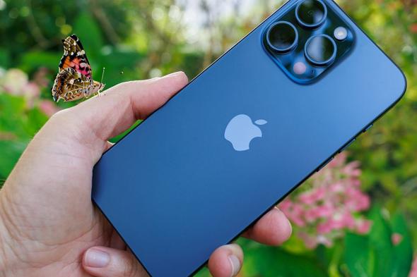 تكنولوجيا: هاتف iPhone 15 Pro Max الأعلى مبيعاً في الربع الأول من 2024