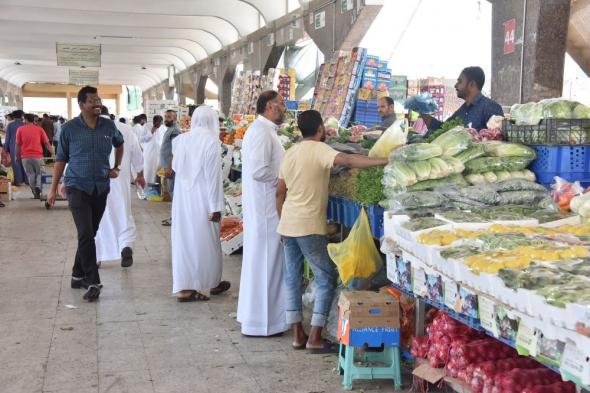 تحرير 97 مخالفة على الأسواق والمراكز ‏التجارية بطريف