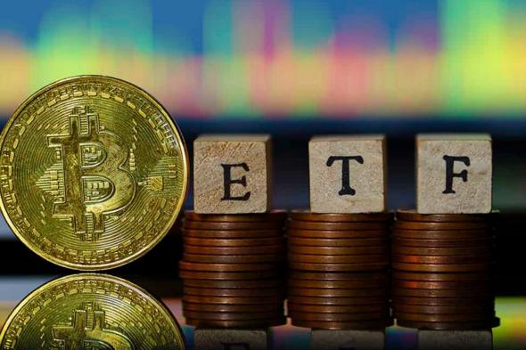 هل يمكن أن تنقذ التدفقات الصافية نحو صناديق ETF البيتكوين البالغة 15.5 مليار دولار سعر البيتكوين؟