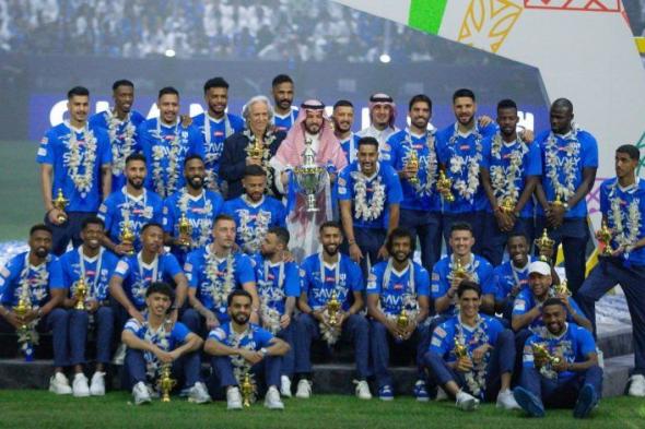 برشلونة يستعين بـ الهلال السعودي لحل أزمته المالية