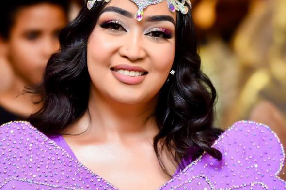 شاهد.. صورة الفنانة ريماز ميرغني مع زوجها في حفل عقد قرانهما تخطف الأضواء على مواقع التواصل