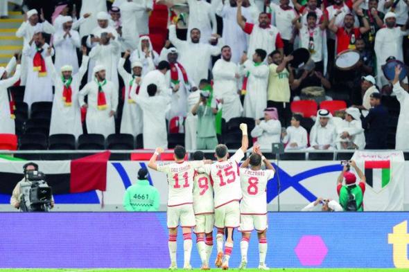 الامارات | جمهور الإمارات دعم «الأبيض» بشكل فاعل داخل استاد أحمد بن علي