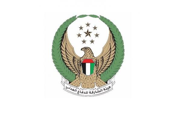 الامارات | الشارقة للدفاع المدني تسيطر على حريق في 3 مستودعات بالصناعية 1