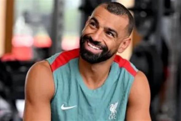 محمد صلاح يتابع ودية منتخب الناشئين أمام روسيا