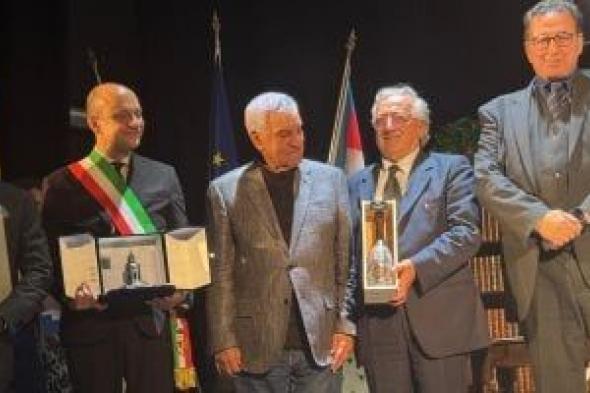 زاهي حواس يحصل على جائزة Premio Acqui Storia العالمية فى إيطاليا