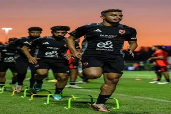 بينهم إماراتي.. طاقم تحكيم مباراة الأهلي وسيراميكا في كأس السوير المصري