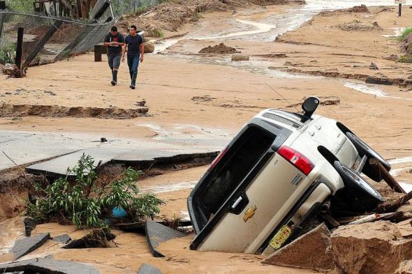 نيو مكسيكو الأمريكية.. مقتل شخصين وإنقاذ 309 جراء فيضانات شديدة