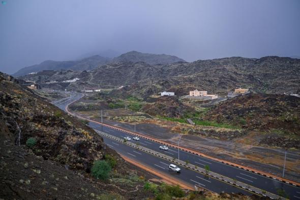 "الأرصاد" ينبه من أمطار غزيرة على الباحة