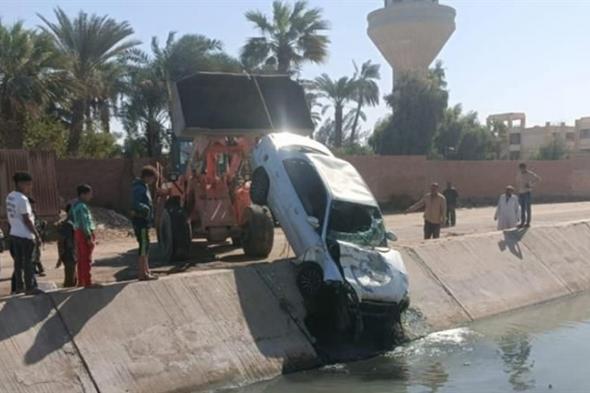 سقوط سيارة ملاكي بترعة بالبدرشين.. واستخراج جثة السائق