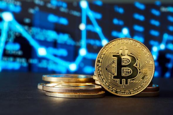 سعر البيتكوين يتطلع إلى أعلى مستوى له على الإطلاق وعملة DOGE ترتفع بنسبة 15%: التفاصيل