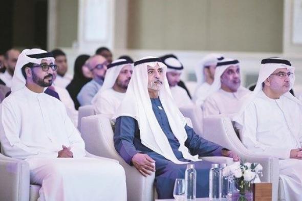 نهيان بن مبارك: تقدم المجتمع يعتمد على المشاركة الفاعلة لأبناء الوطن